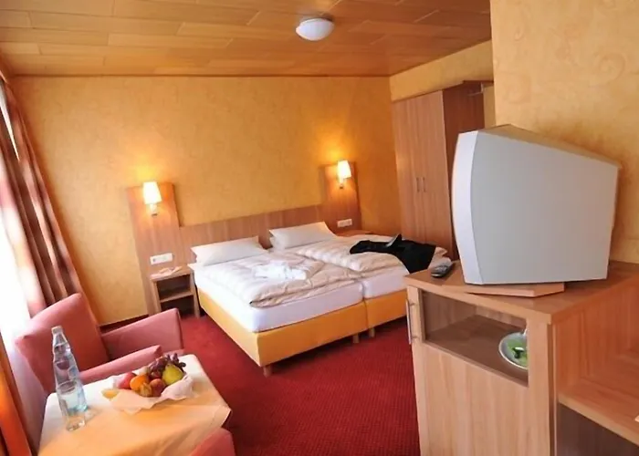 호텔 Hotel Central 3*